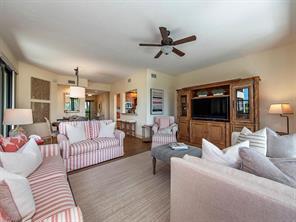 Building Photo - 7008 Pelican Bay Blvd