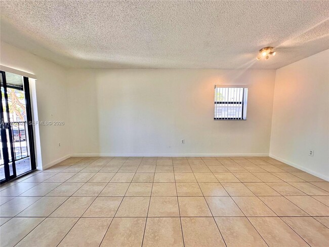 Building Photo - 7423 SW 152nd Ave