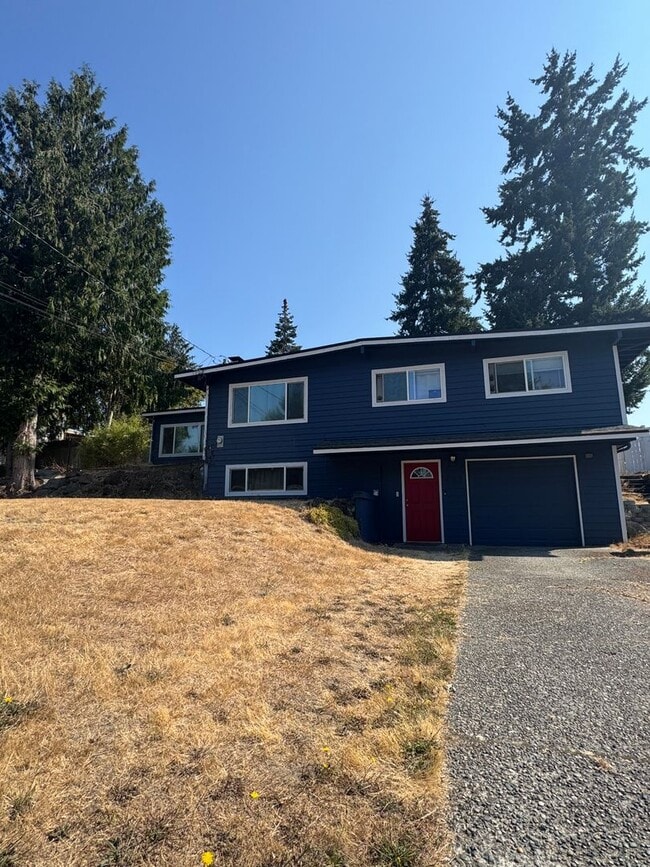 Building Photo - 458 154th Ave SE