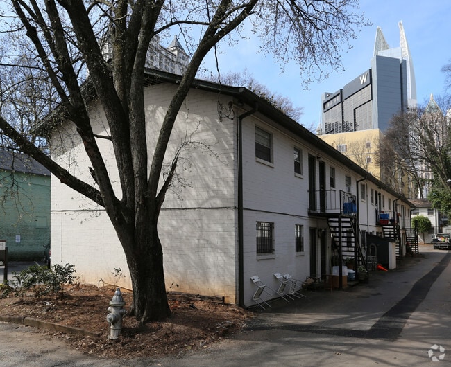 Building Photo - 1200 14th Place: Park Modern