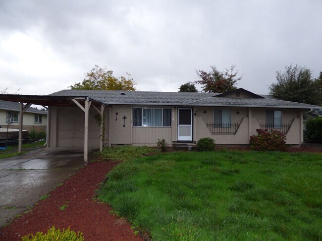Foto del edificio - 3 bed 1 bath House