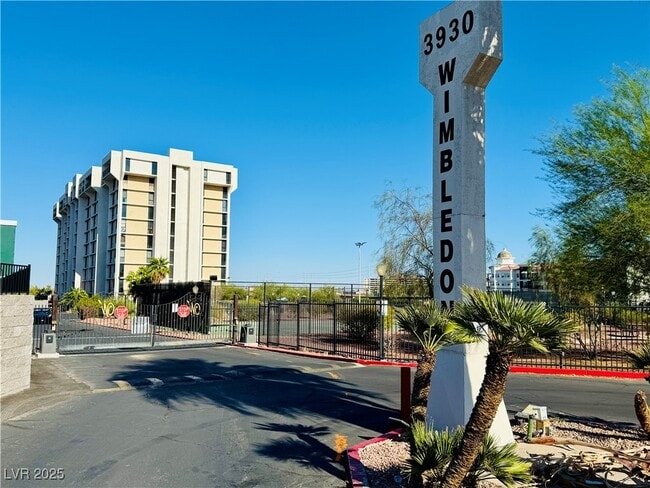 Building Photo - 3930 S University Center Dr