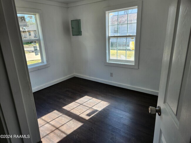Building Photo - 737 St Cyr Ave