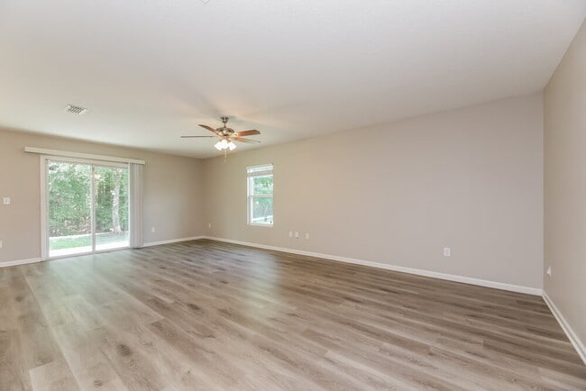 Building Photo - 12331 Glimmer Wy