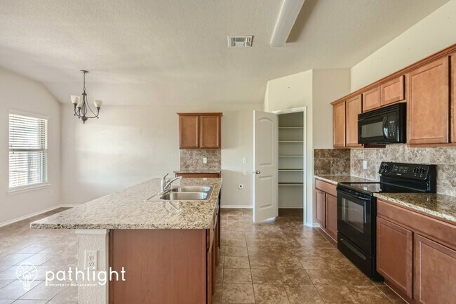 Foto del edificio - 3205 Emory Oak Way