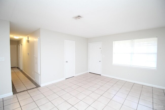 Building Photo - 5078 Barbara Ln