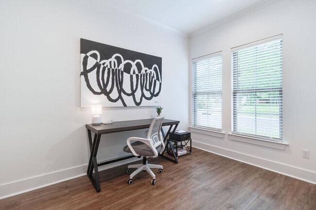 Building Photo - 411 Curtis St