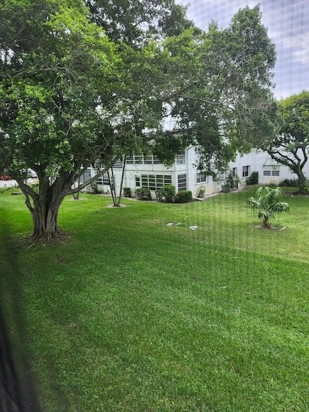 Photo - 272 Tilford M Apartment