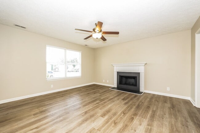 Building Photo - 2655 Tanima Ct