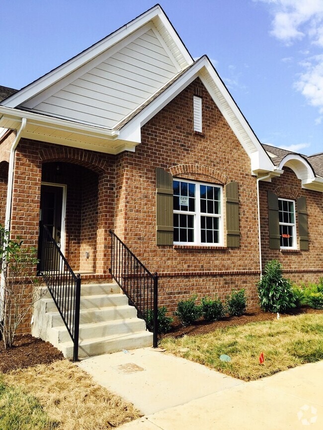 Building Photo - 8327 Middlewick Ln