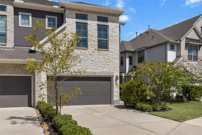 Building Photo - 9443 Starlight Oak Dr