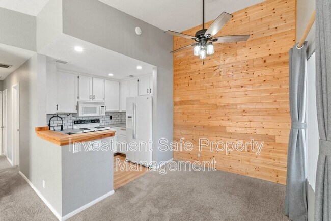 Foto del edificio - 11511 Fury Ln