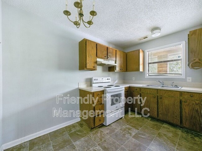 Building Photo - 123 Bay Meadow Ct