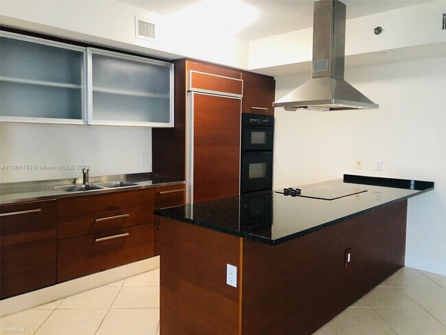 Building Photo - 2 br, 2 bath Condo - 1850 S Ocean Dr Apt 2305