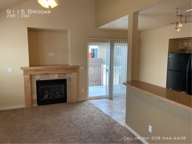 Building Photo - 9115 W Brogan Dr