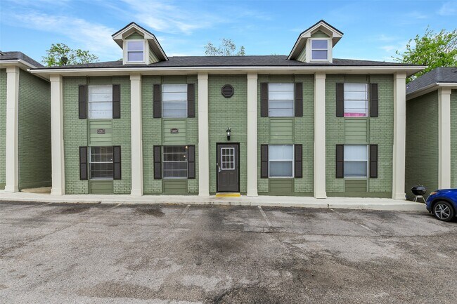 Foto del edificio - 1509 Broadmoor Dr