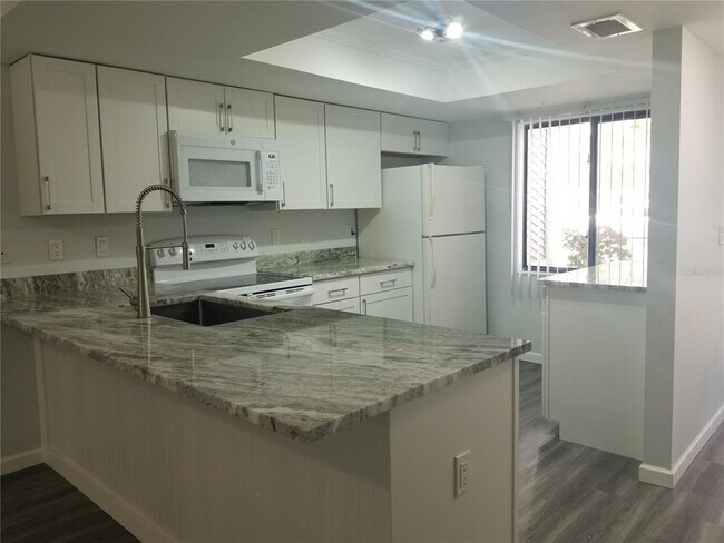 Foto del edificio - 7842 Eagle Creek Dr