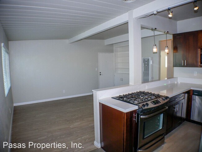 Building Photo - 2150-2156 Reed Ave