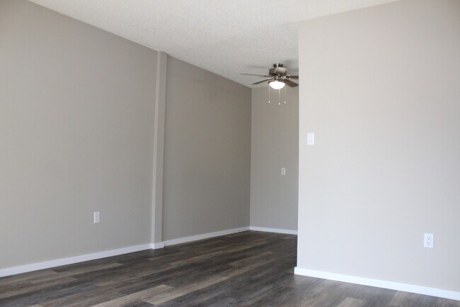 Photo du bâtiment - Lawson Place