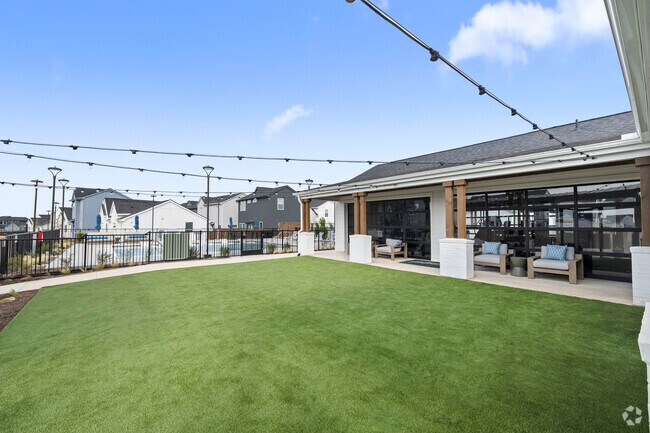 Event Lawn - YardHomes Trailside - Historical Access