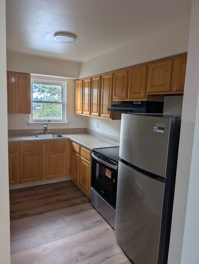 Foto del edificio - 732 County Ave