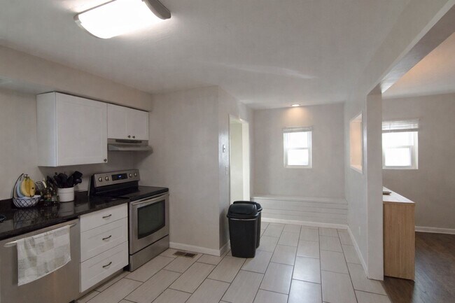 Foto del edificio - 605 S Aurora St