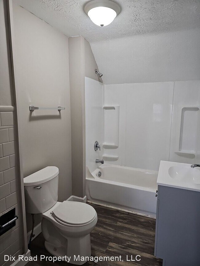 Foto del edificio - 3 br, 1 bath House - 5626 Abbottsford Street,