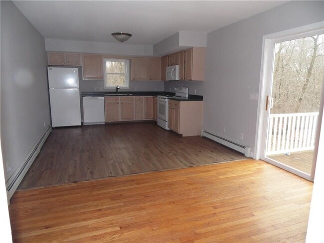 Building Photo - 5 Cypress Ln