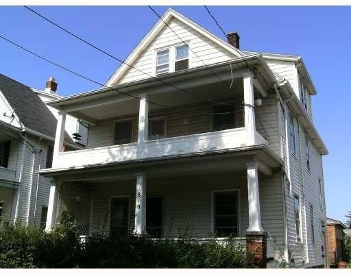 Primary Photo - 1810 Niagara St