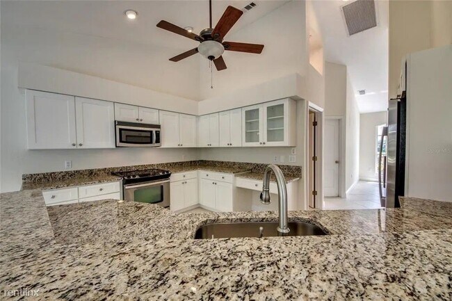 Foto del edificio - 3 br, 2.5 bath House - 25283 Compana Court