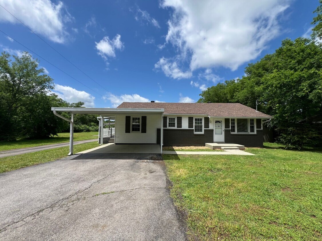 133 Mason Cir, La Vergne, TN 37086 House Rental in La Vergne, TN