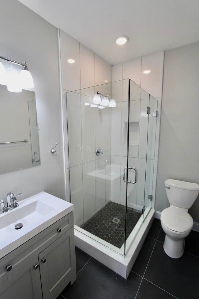 Foto del edificio - 246 Main St