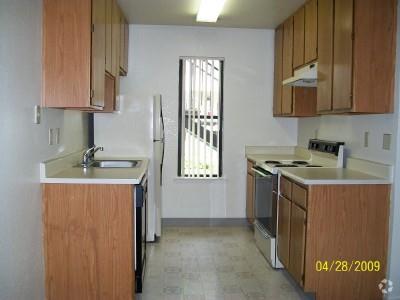 Kitchen - Montecito Cove