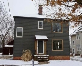 Building Photo - 4627 Behrwald Ave