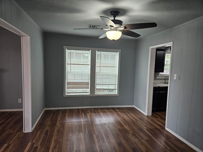 Foto del edificio - 209 NW Arlington Ave