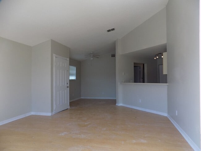 Building Photo - 2508 Woodgate Blvd