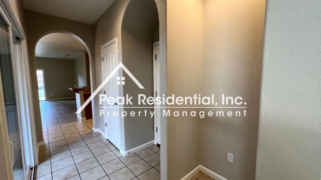 Building Photo - 3 br, 2 bath House - 11794 Bagota Way