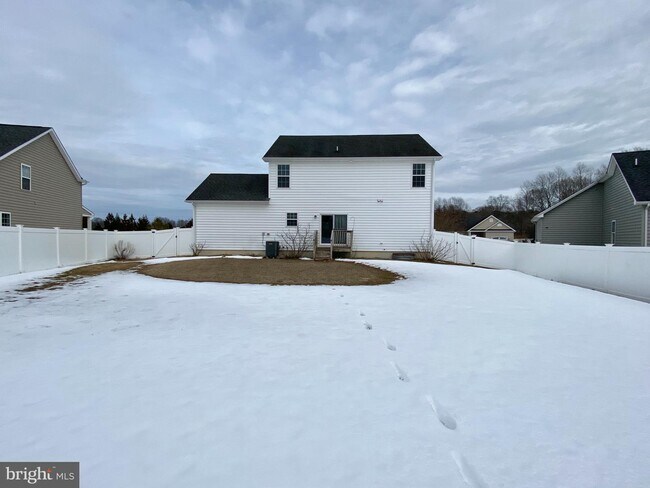 Foto del edificio - 27411 Walking Run