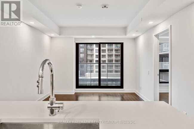 Photo du bâtiment - 180 George St