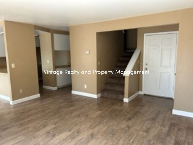 Foto del edificio - Available Now! Recently Updated 3 Bedroom ...