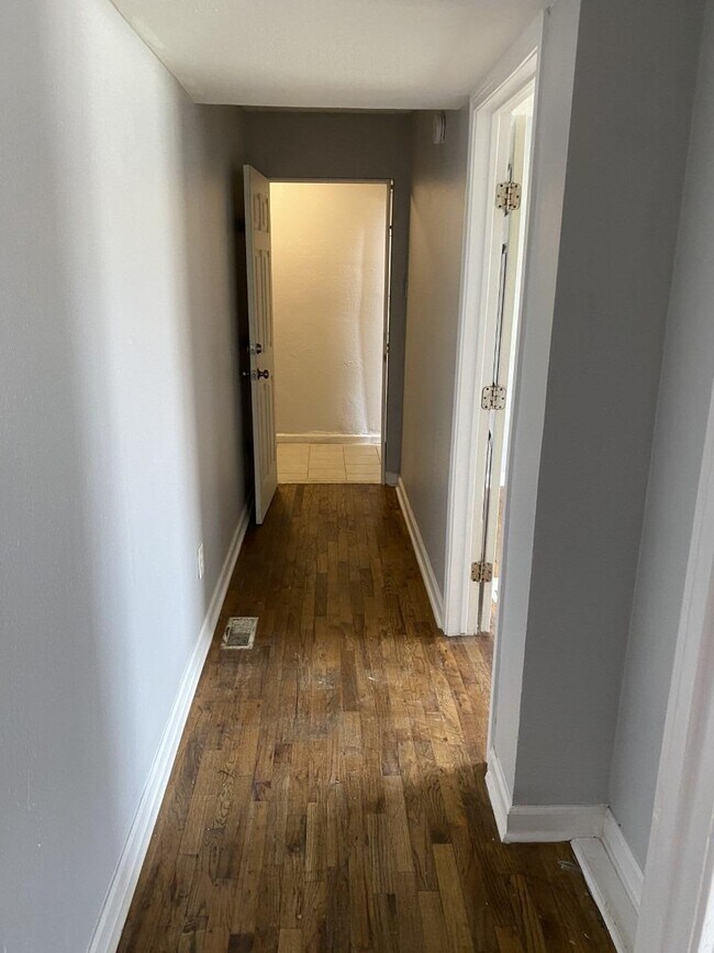 Building Photo - 1708 14th St