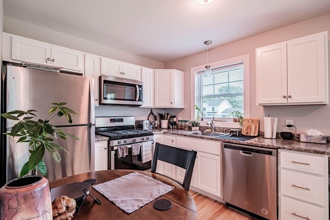 Kitchen - 9 Dartmouth Pl