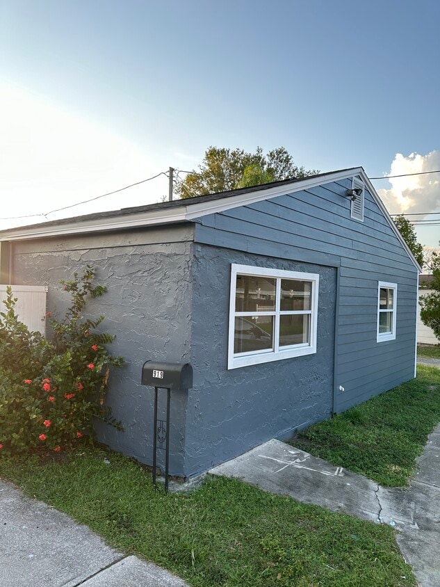 Photo - 917 56th Ave N (Saint Petersburg, FL)