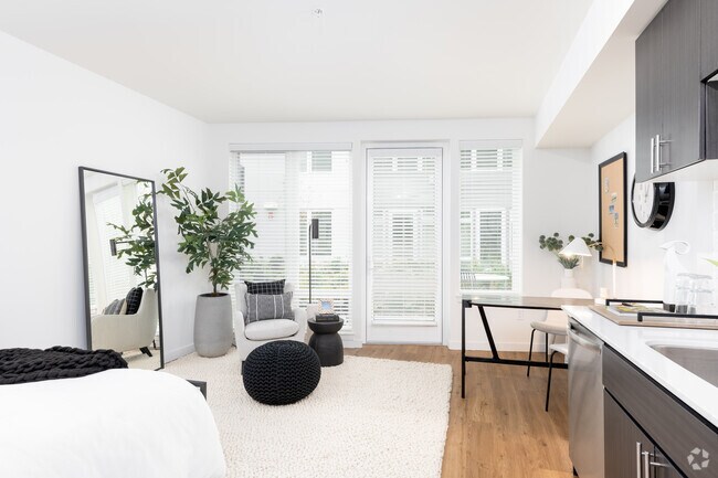 Estudio, 1BA - 450SF - Griffis Shoreline