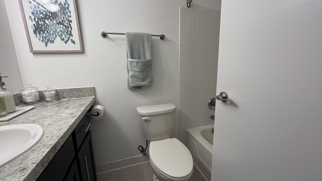 Building Photo - 323 E Wacker Dr