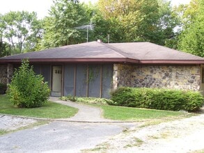 Building Photo - 3421 N Kinser Pike