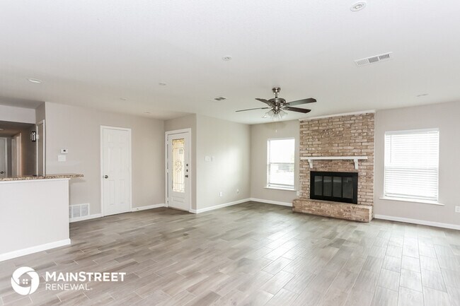 Building Photo - 1217 Canyon Oaks Dr