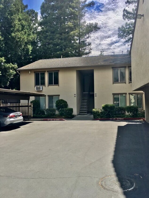 2738 Oak Rd Unit 140, Walnut Creek, CA 94597 Condo for Rent in Walnut