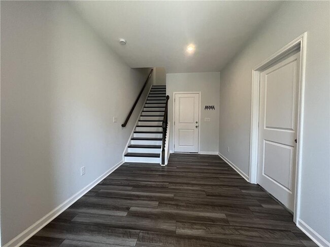 Foto del edificio - 2520 Whistler Wy NE