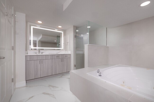 Building Photo - The Haven at Westgate Vacation Villas